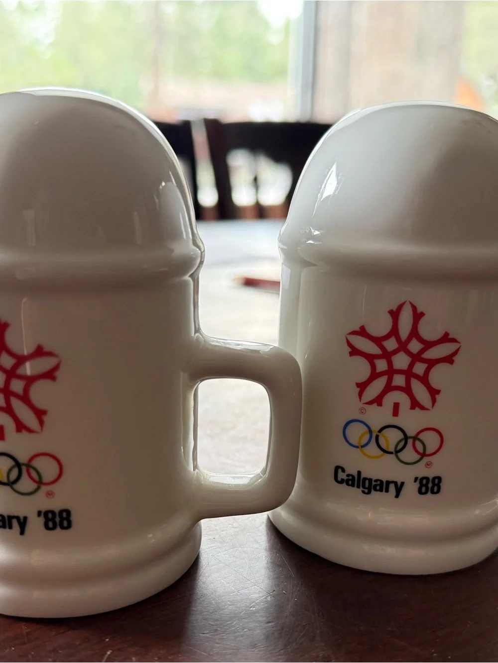 Vintage 1988 Calgary Winter Olympics Hidy & Howdy Mugs – Set of 2